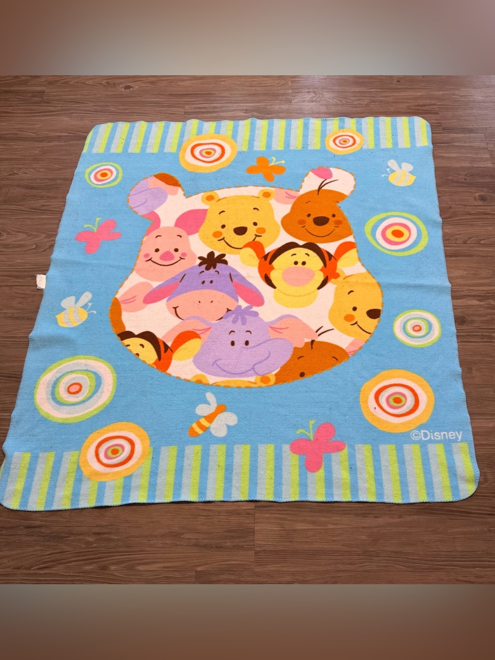 Disney Pooh & Friends Kids Throw Blanket